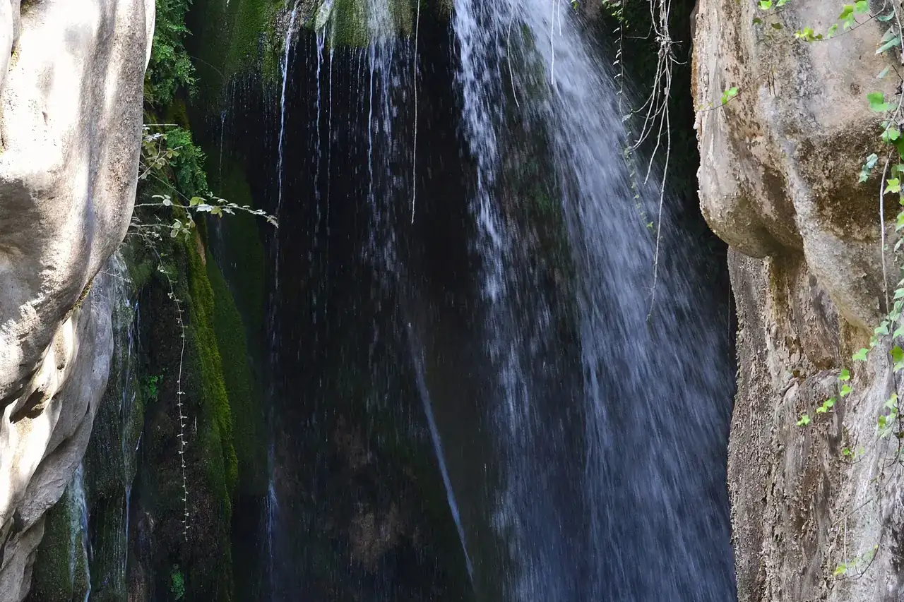 Fonts de l'Algar, cascada principal.