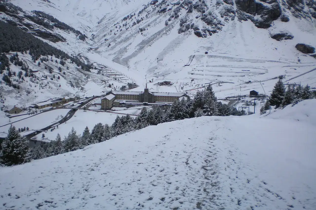 Vall de Núria's ski resort image.