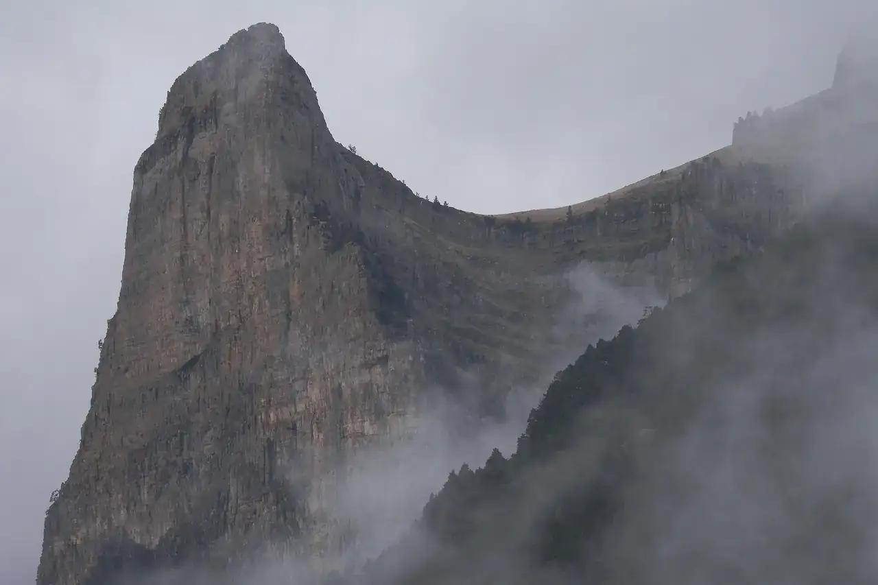 Tozal del Mallo desde la Pradera de Ordesa
