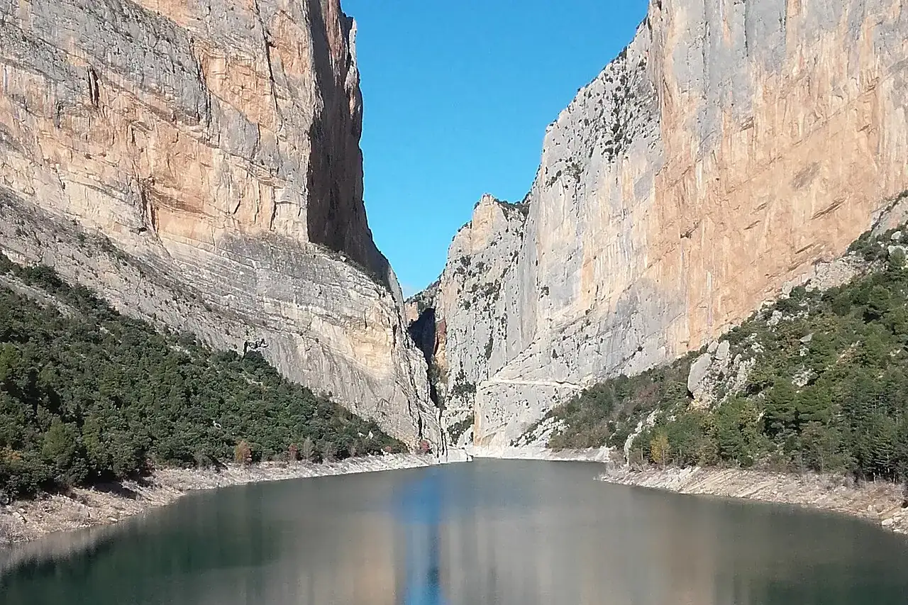 Vista al Congost de Mont-rebei des de sud.
